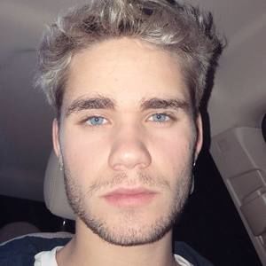 Meet your Posher, Preston